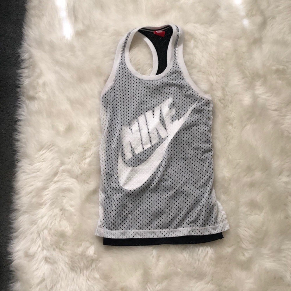 Nike mesh workout top